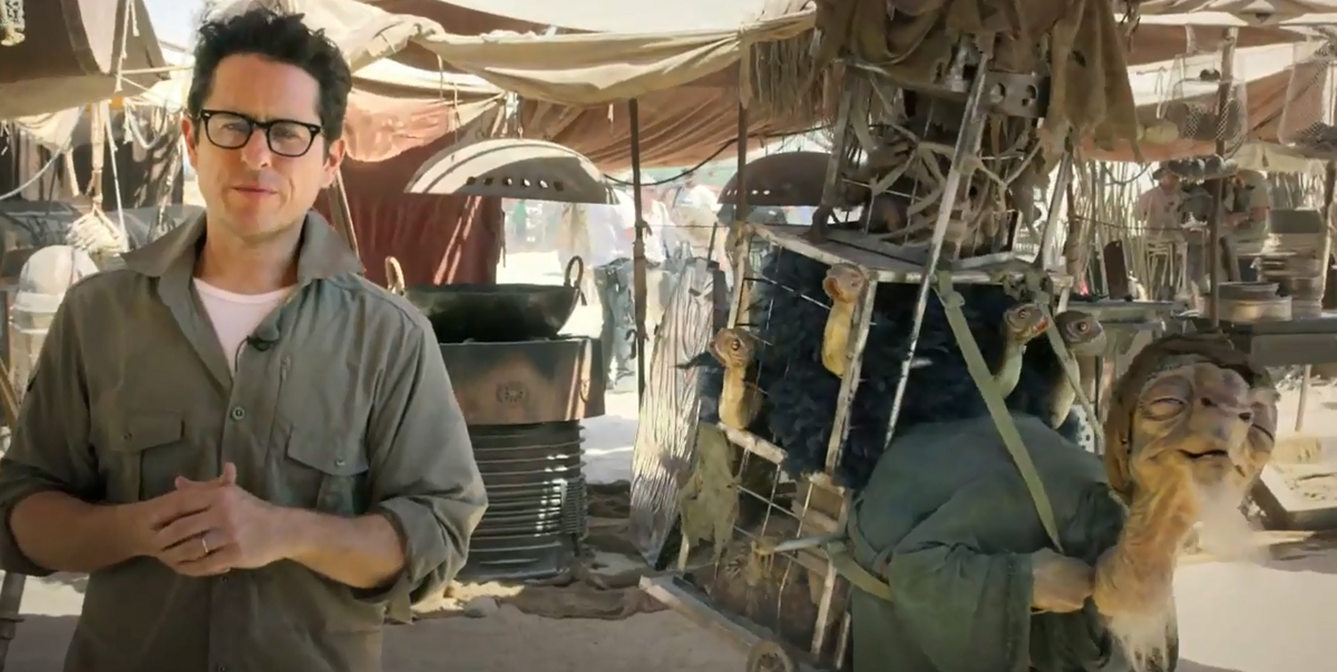 J.J. Abrams Announces Contest to Be in New 'Star Wars' Movie, Unveils Creature From Film (Video)